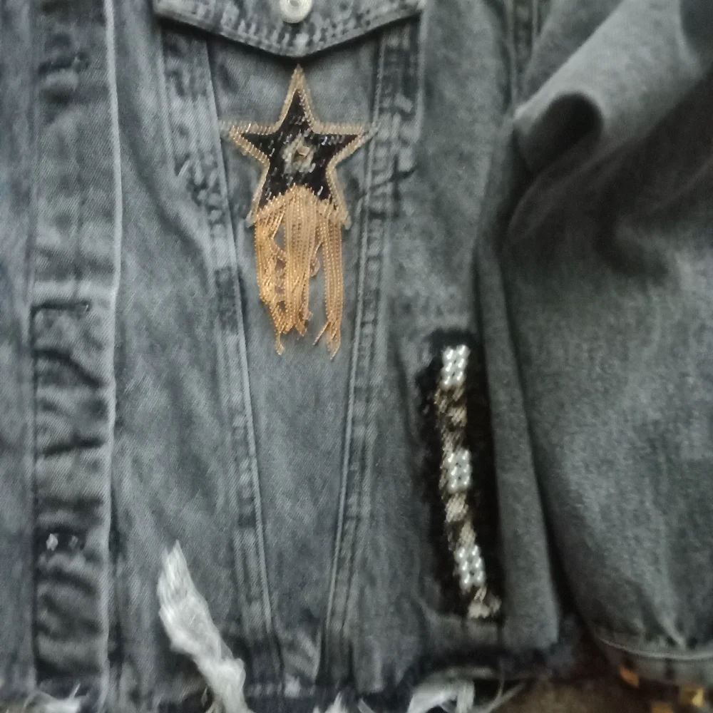 Jean jacket - Picture 5 of 8